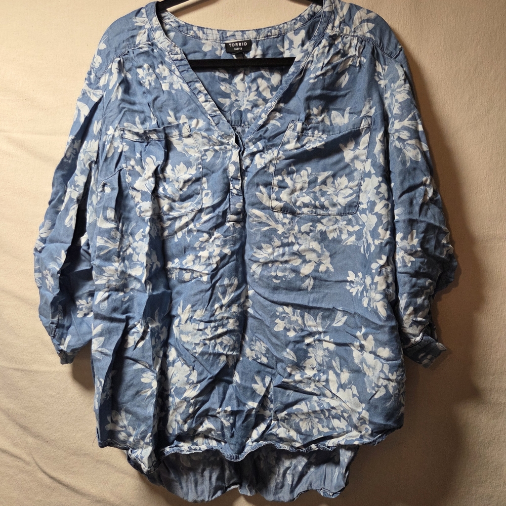 Blue Floral Button-Up Blouse